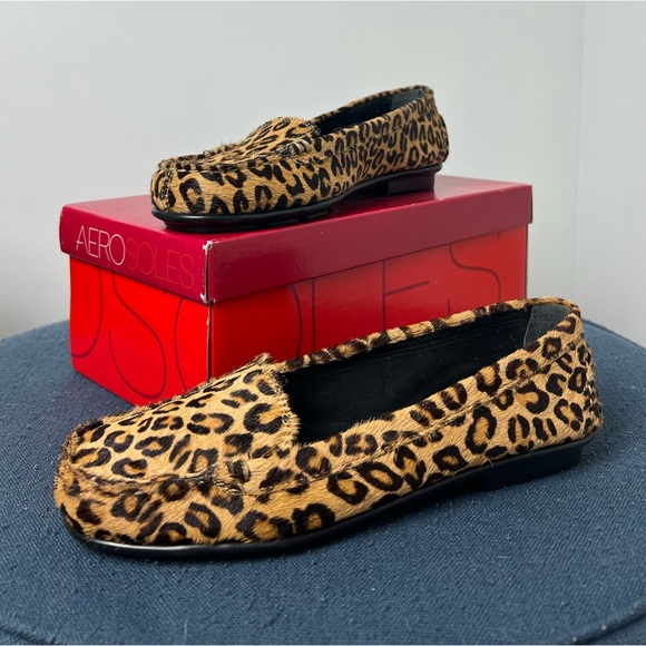 AEROSOLES Leopard Print Women's Flats New in box - Picture 1 of 4